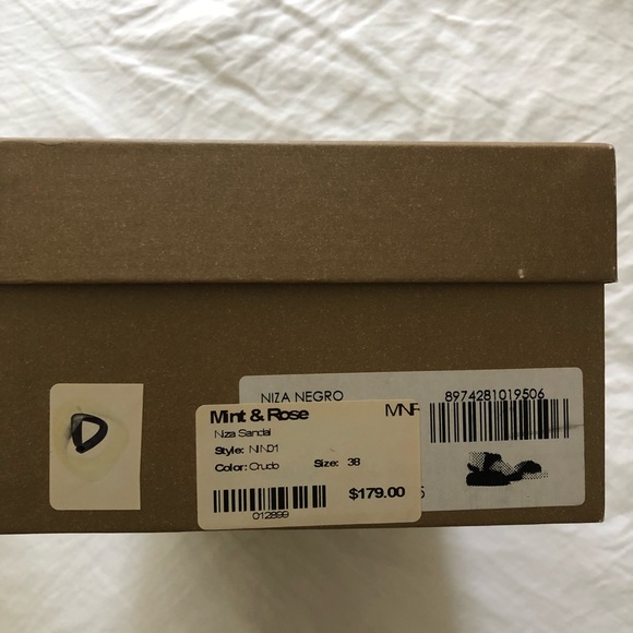 Mint&Rose Black Espadrilles! EUC. - Picture 3 of 5